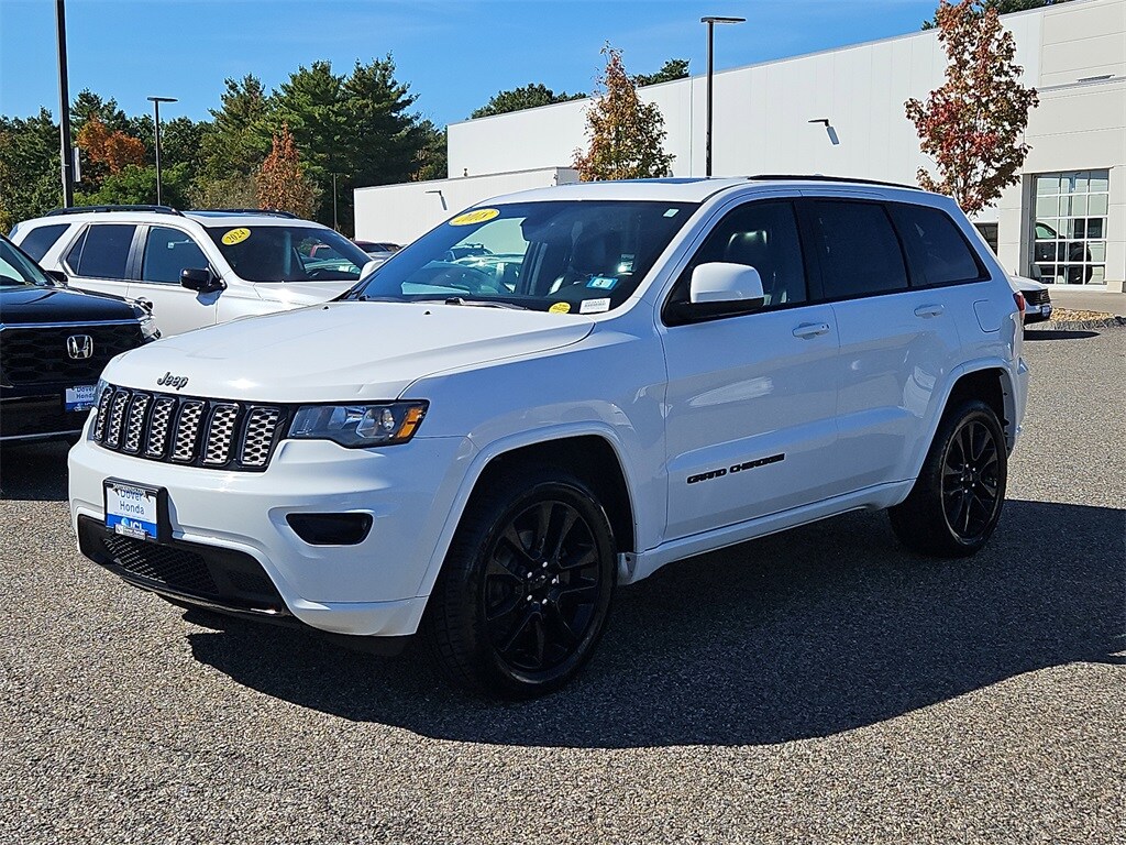 2018 Jeep Grand Cherokee Altitude photo 2