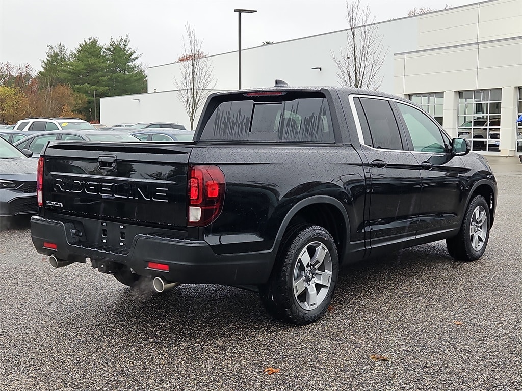 New 2025 Honda Ridgeline RTL Truck
