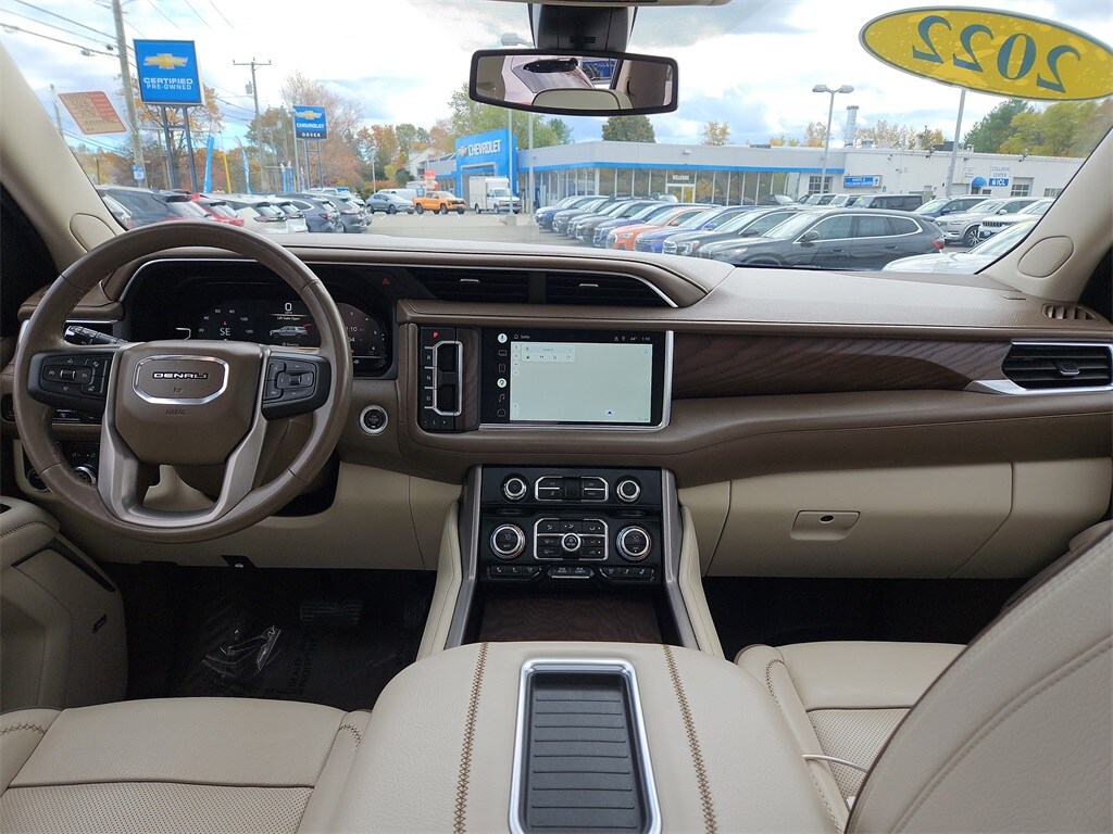 2022 GMC Yukon XL Denali's photo