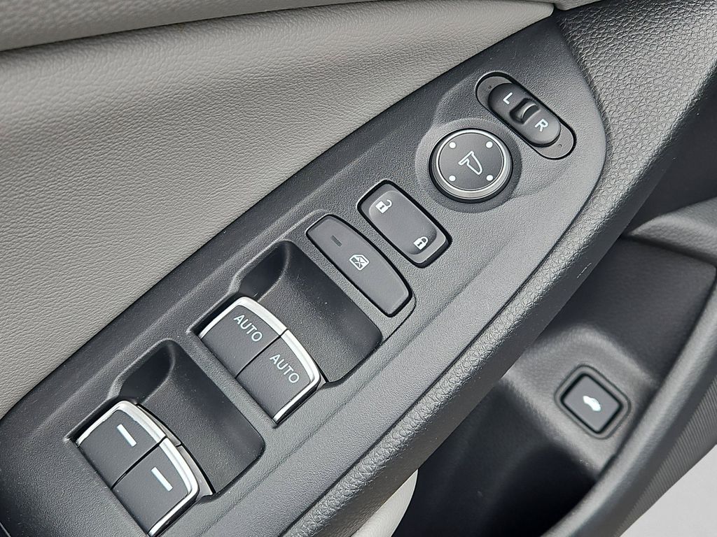 2020 Honda Accord EX-L - Photo 26