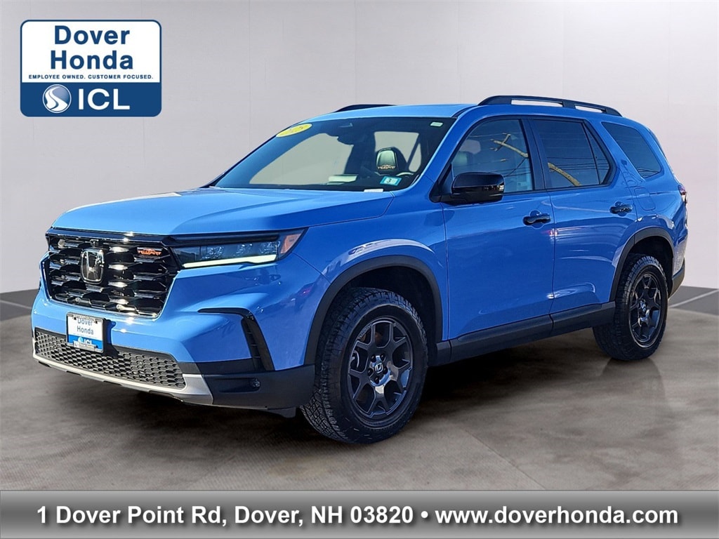 2025 Honda Pilot TrailSport's photo