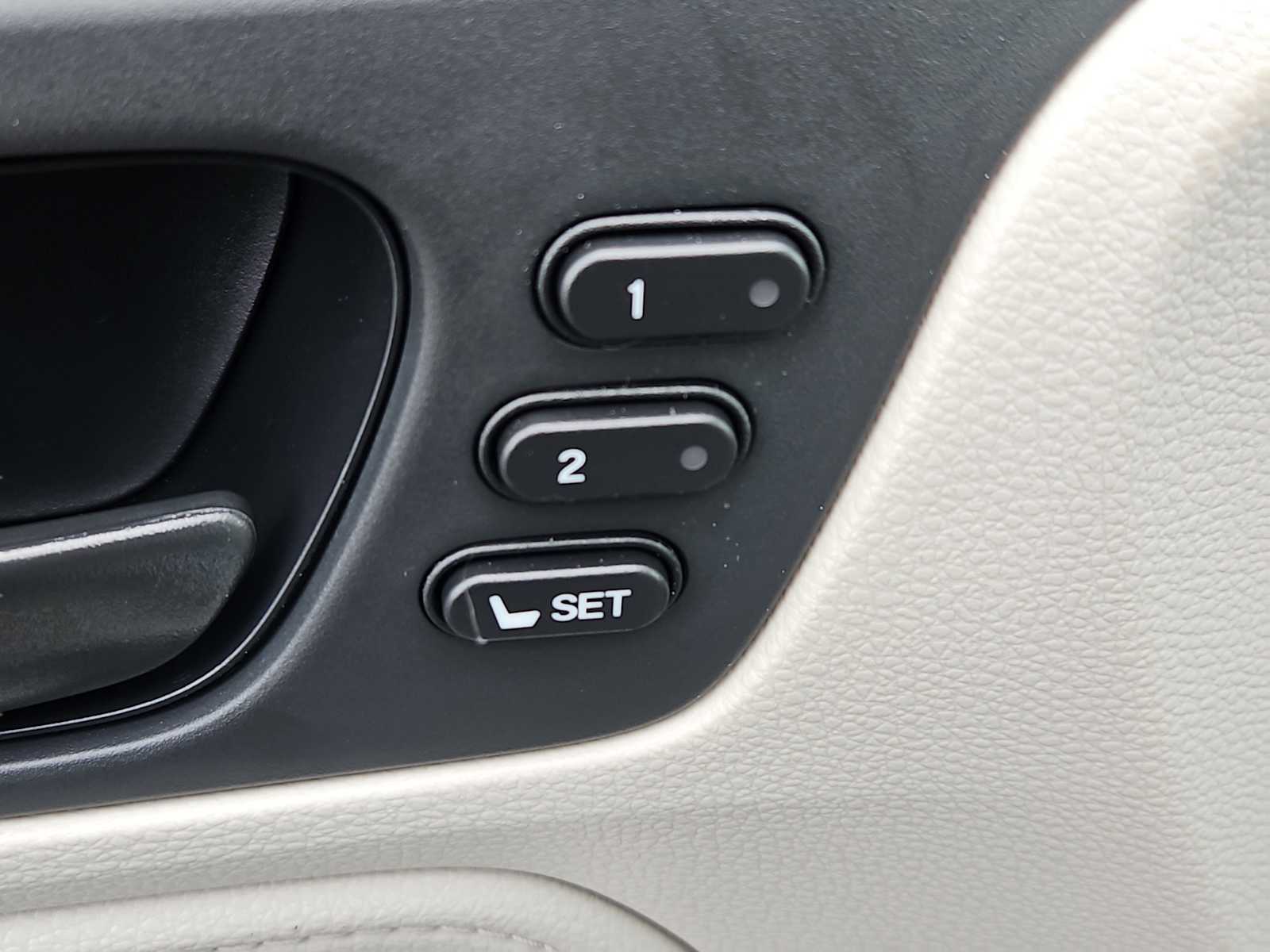 2026 Honda Odyssey EX-L - Photo 16