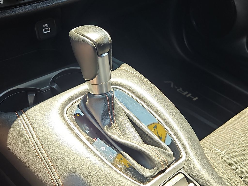 2025 Honda HR-V Sport - Photo 25