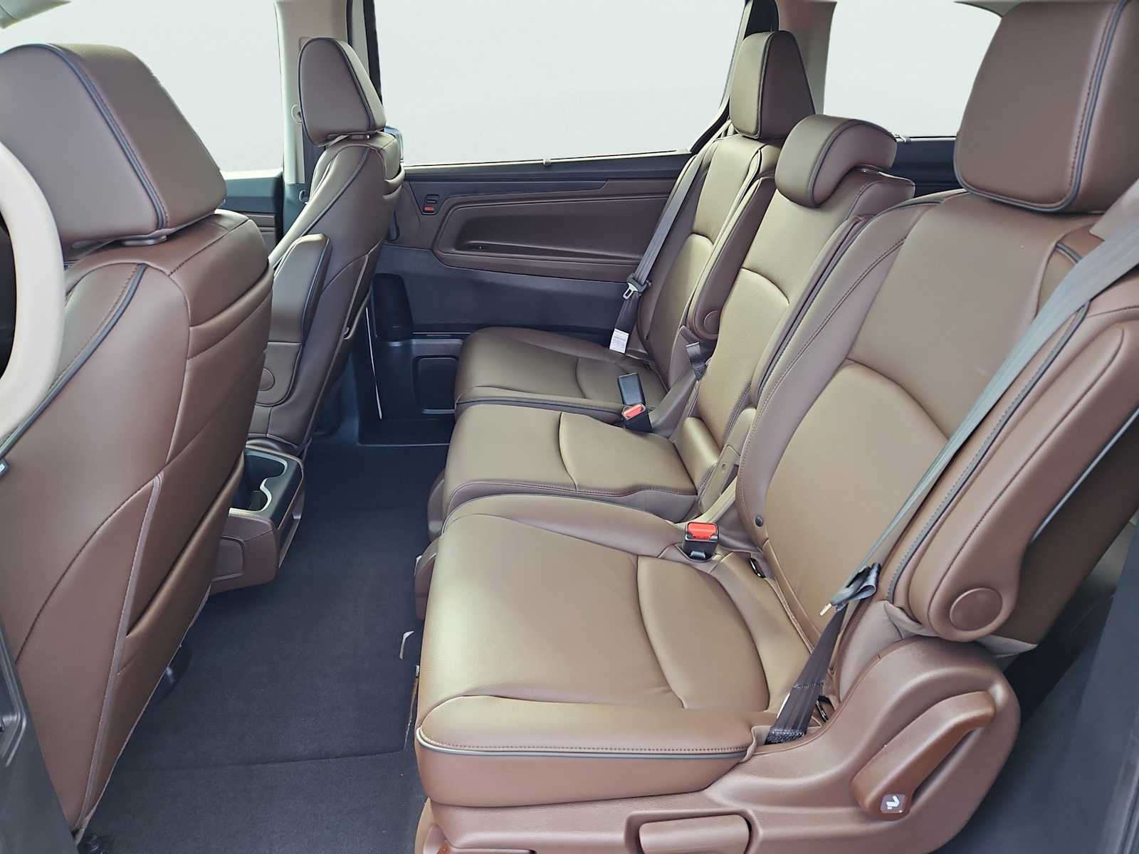 2026 Honda Odyssey Touring - Photo 23