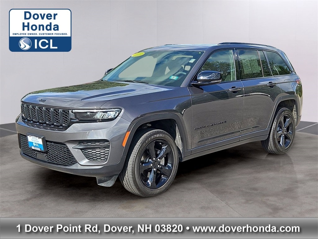 2023 Jeep Grand Cherokee Altitude's photo