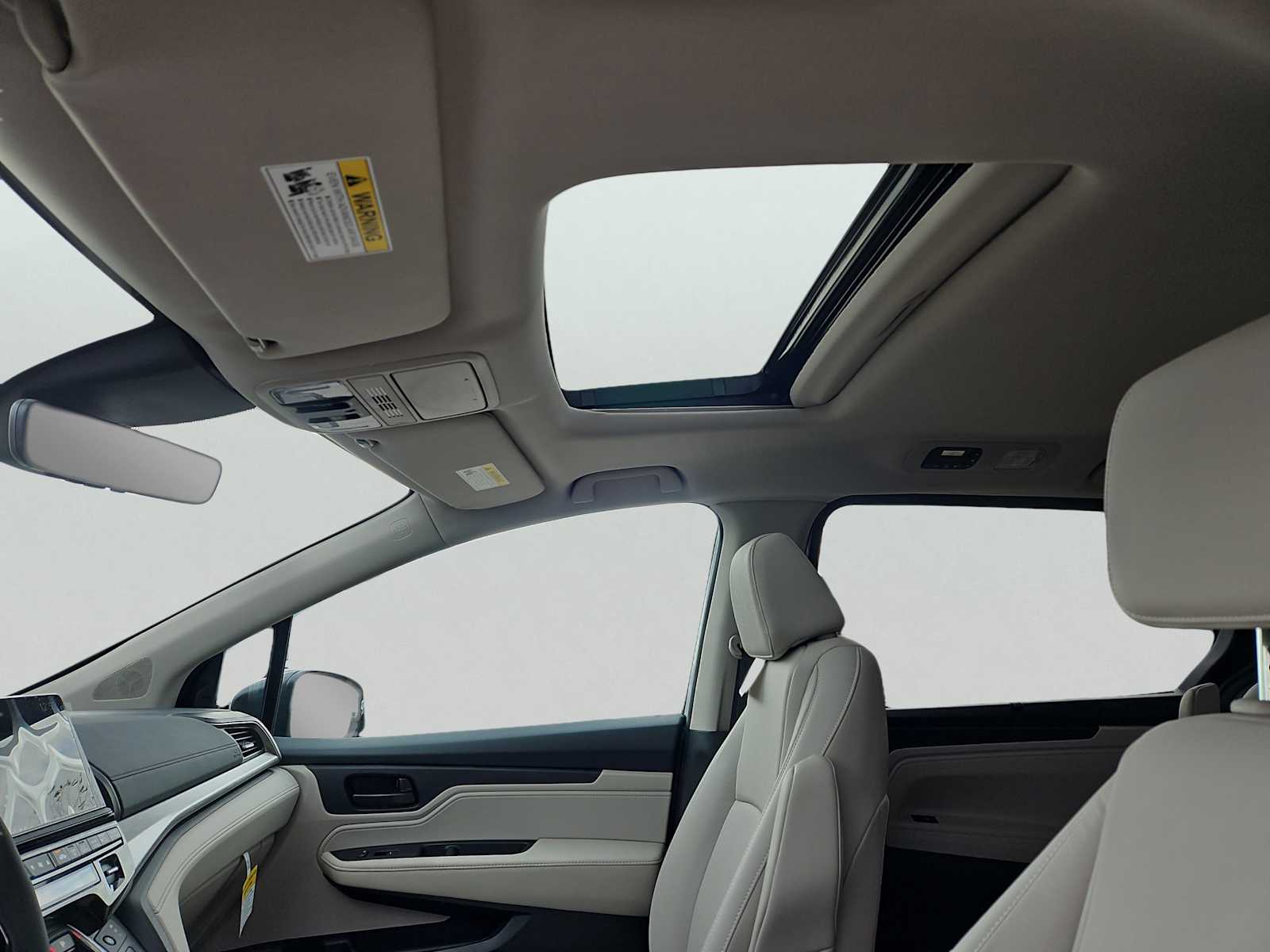 2026 Honda Odyssey EX-L - Photo 9
