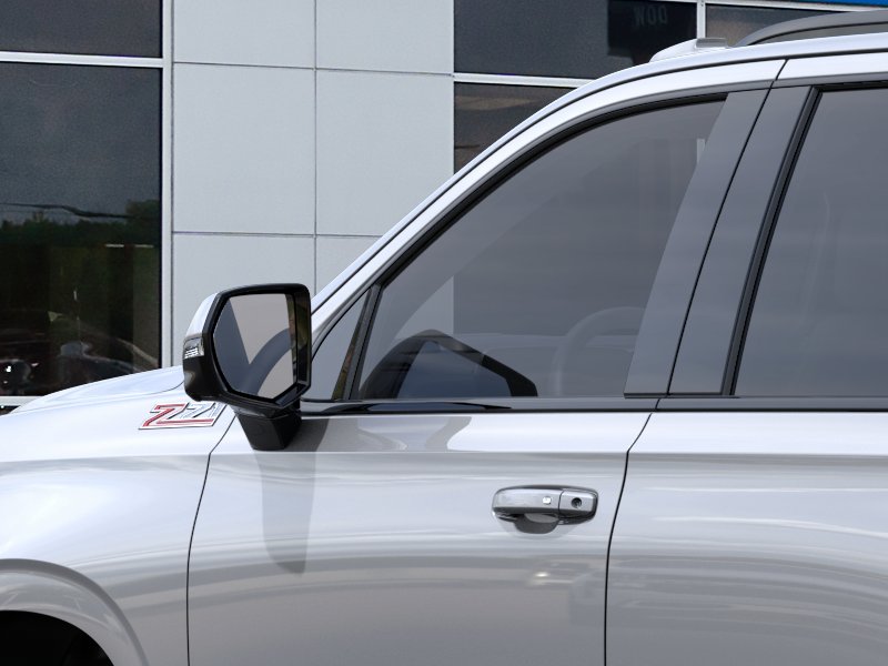 2026 Chevrolet Tahoe Z71 - Photo 12