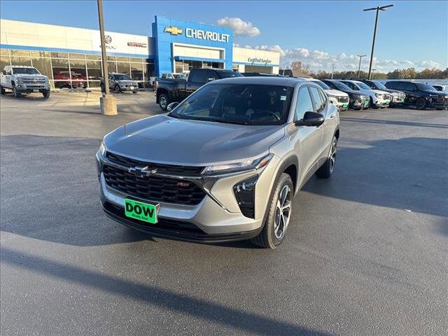 2025 Chevrolet Trax photo 2