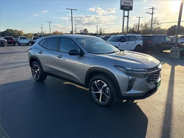 2025 Chevrolet Trax photo 4