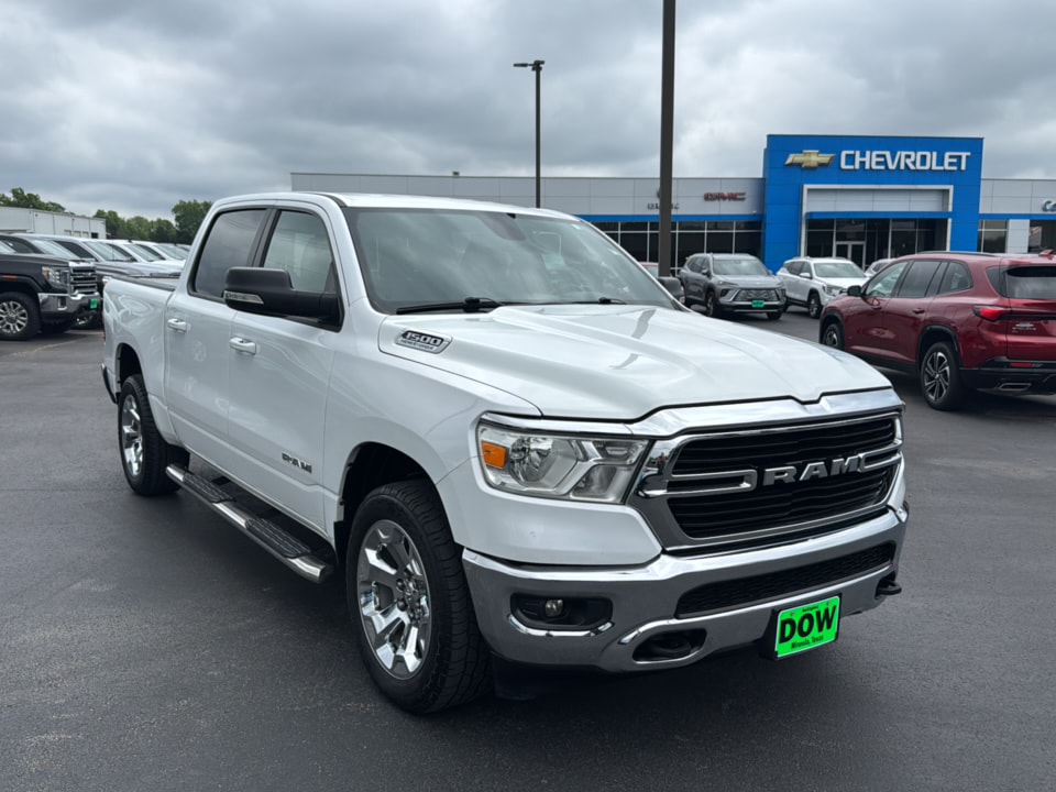 2021 RAM 1500 Big Horn/Lone Star 4x4 Crew Cab 5'7's photo