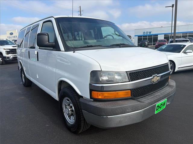 2017 Chevrolet Express Passenger LS's photo