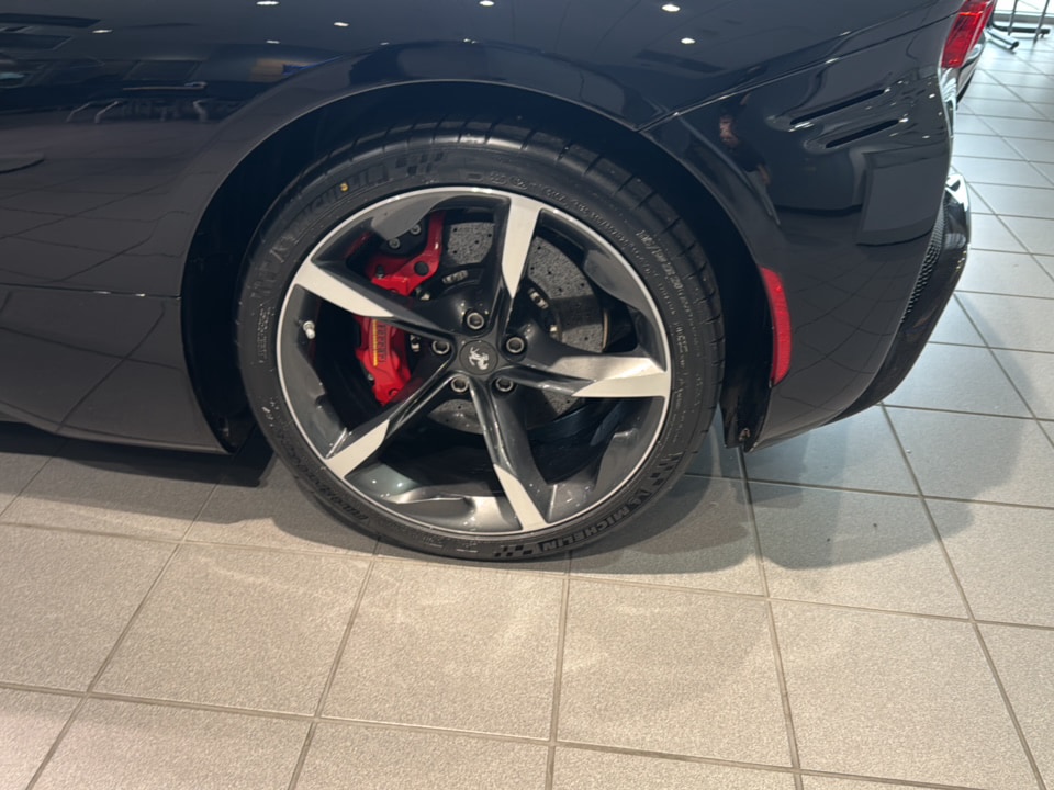 2021 Ferrari SF90 Base - Photo 11