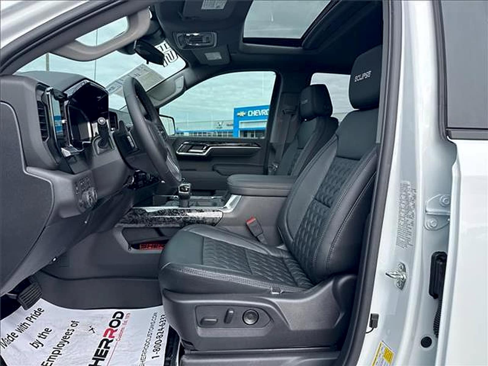 2026 Chevrolet Silverado 1500 RST - Photo 14