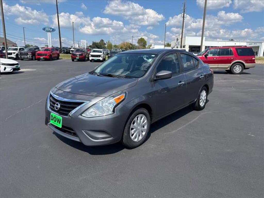 Used 2019 Nissan Versa Sedan SV