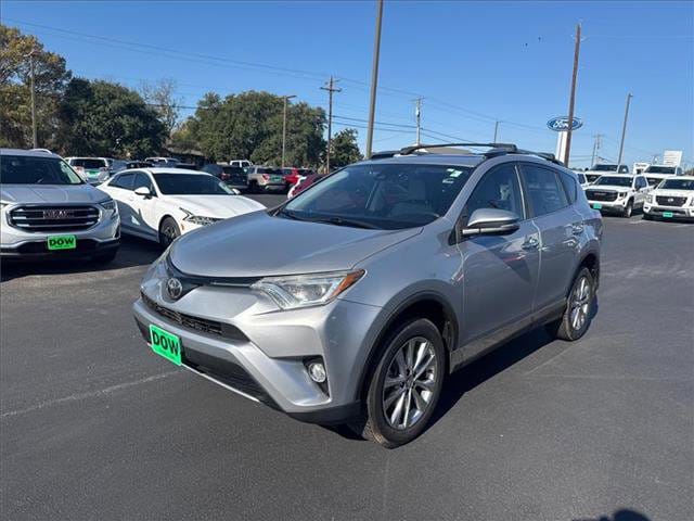 2017 Toyota RAV4 Limited's photo