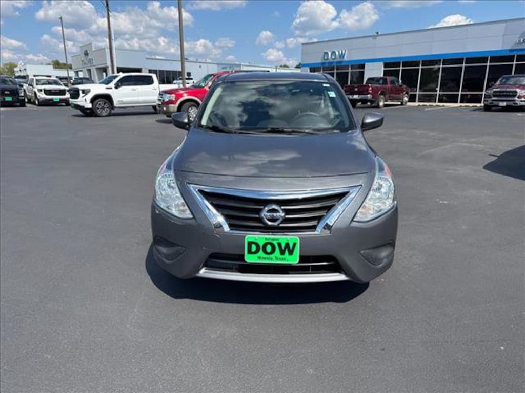 Used 2019 Nissan Versa Sedan SV