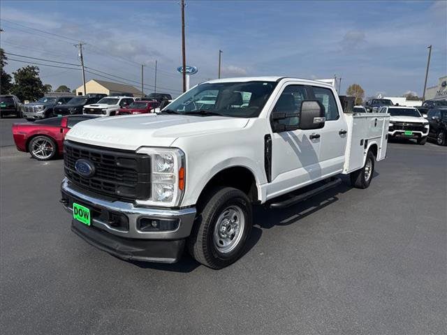 2023 Ford F-250 Super Duty XL's photo