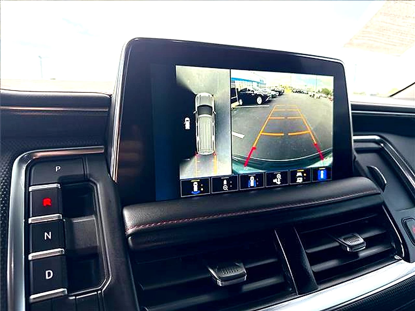 2022 Chevrolet Tahoe RST - Photo 8