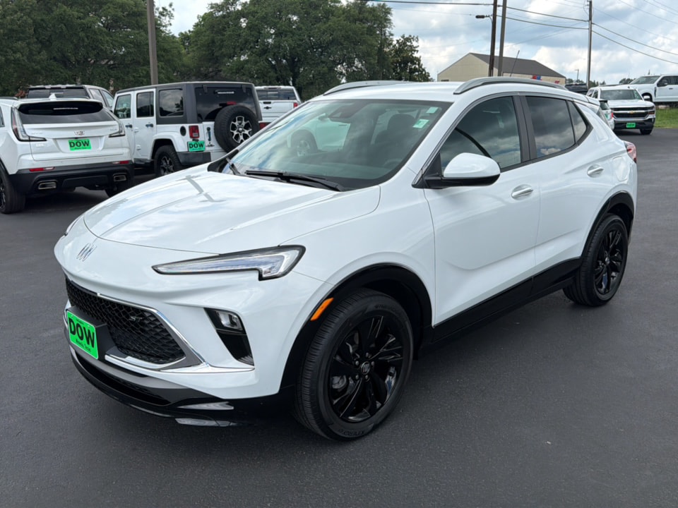 2024 Buick Encore GX Sport Touring's photo