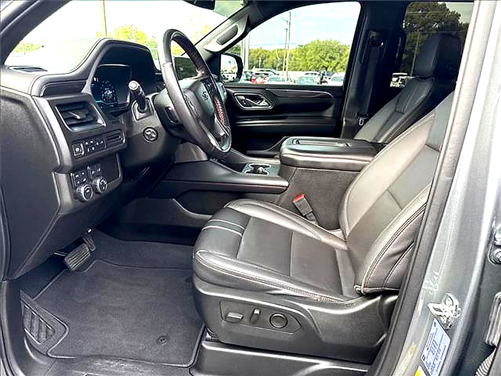 2022 Chevrolet Tahoe RST - Photo 6