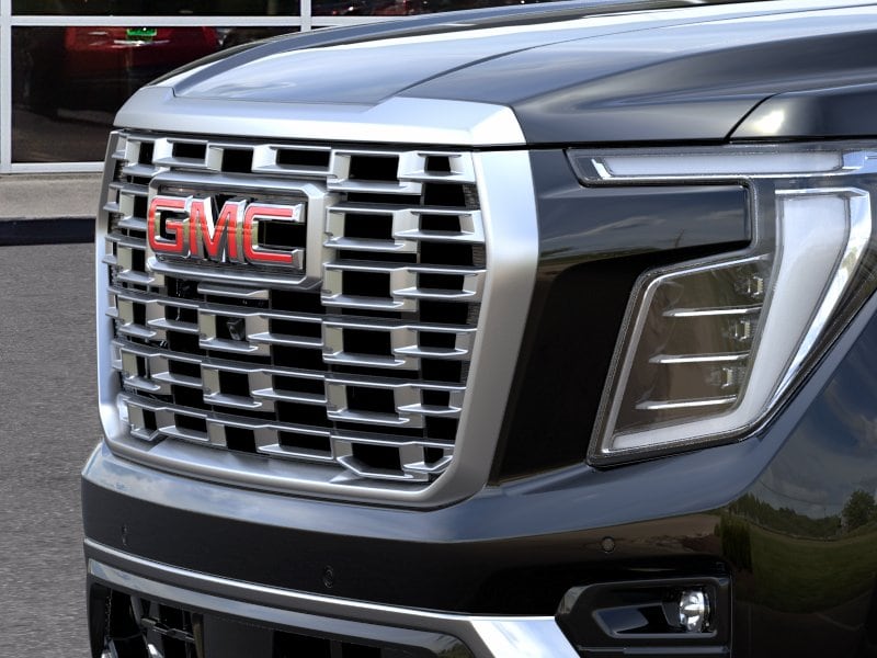 2026 GMC Yukon Denali - Photo 13