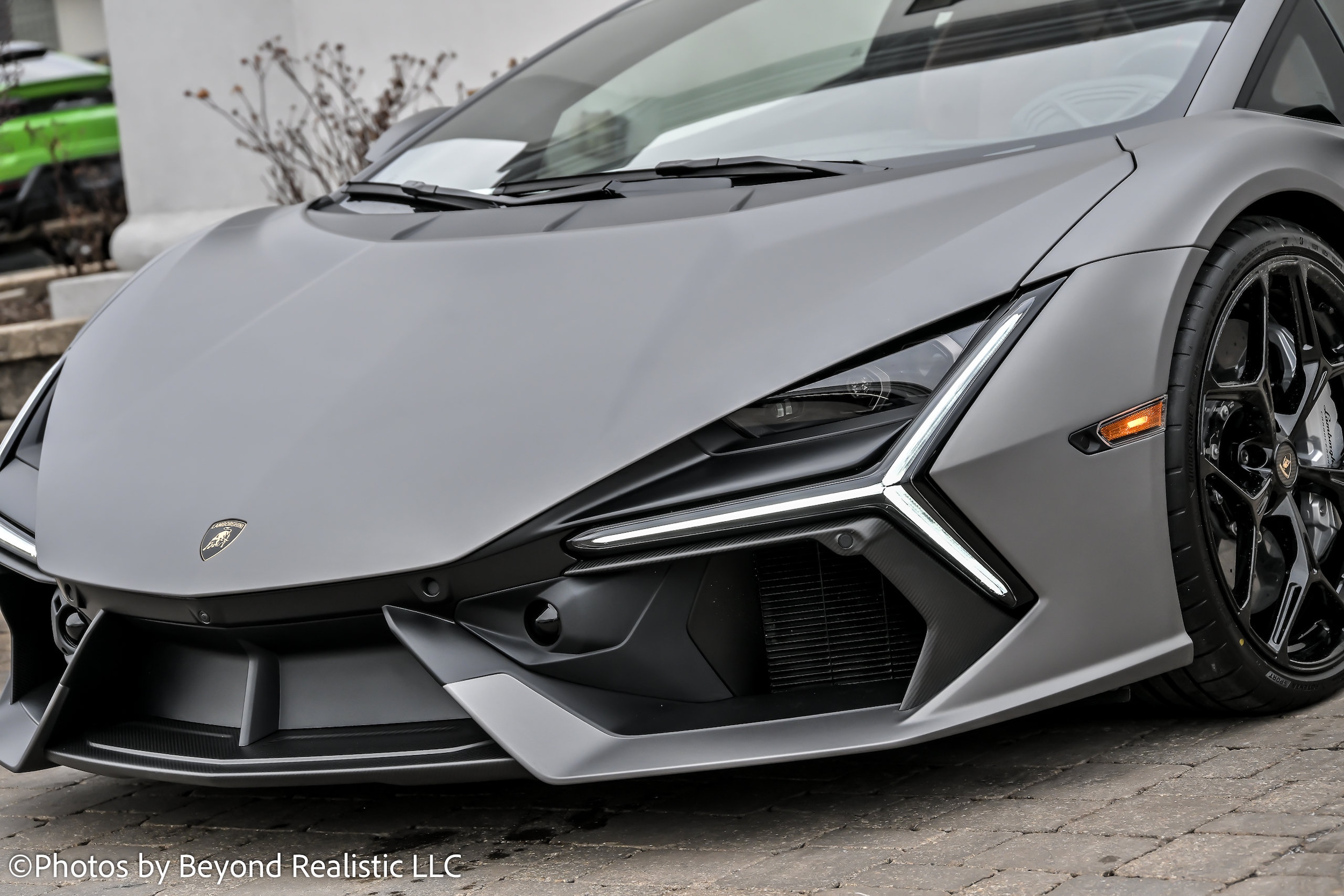 2026 Lamborghini Revuelto Base - Photo 11