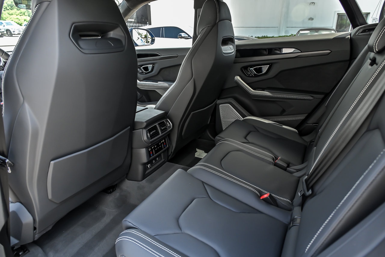 2023 Lamborghini Urus S - Photo 24