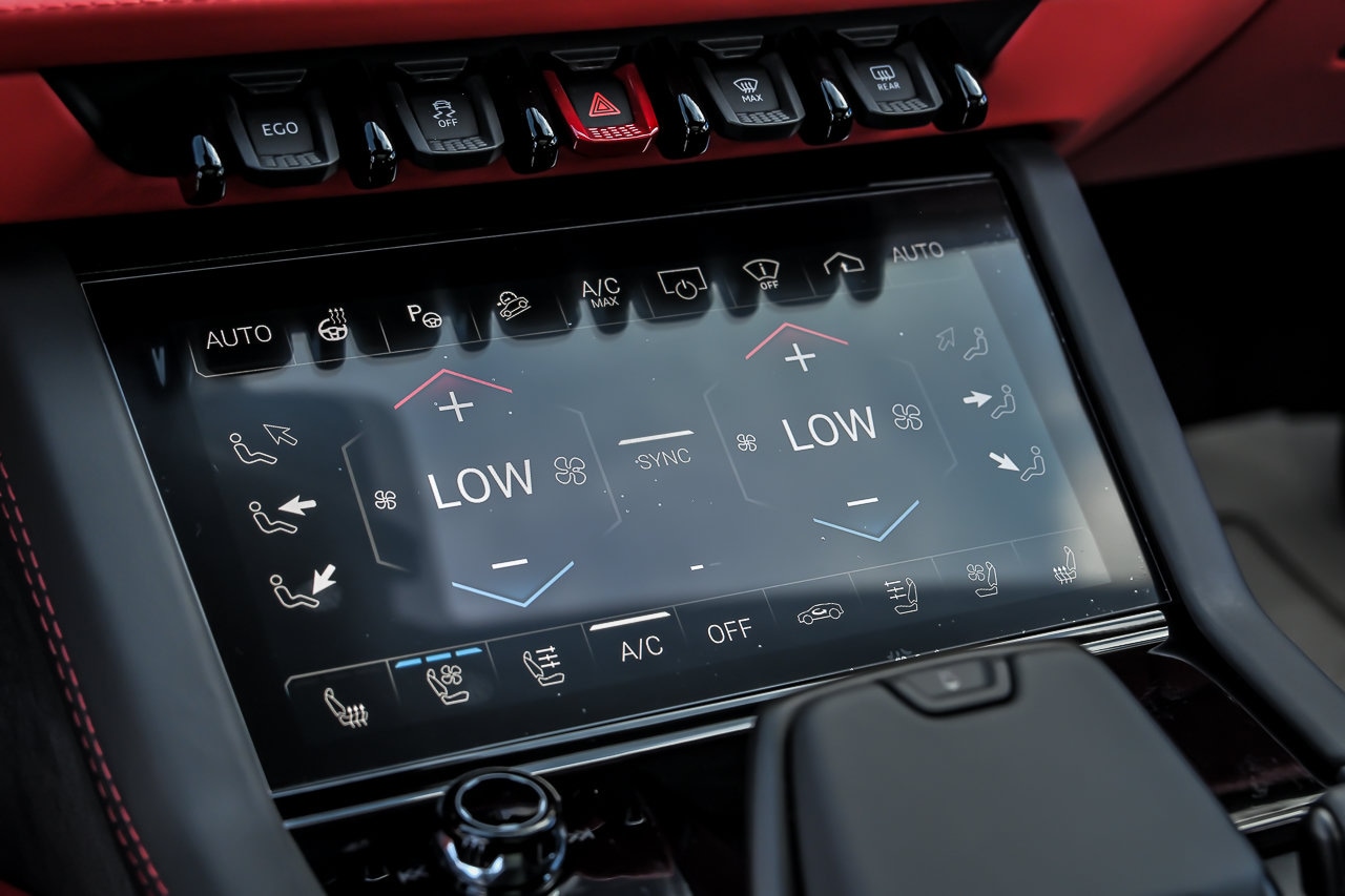 2026 Lamborghini Urus SE - Photo 38