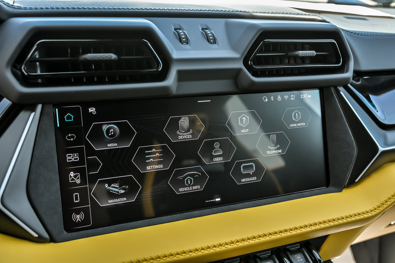 2026 Lamborghini Urus SE - Photo 37