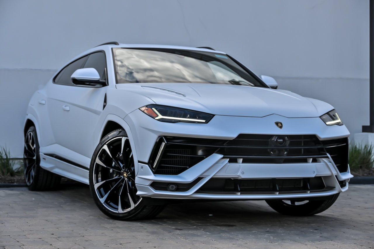 2024 Lamborghini Urus 4.0 V8 S's photo