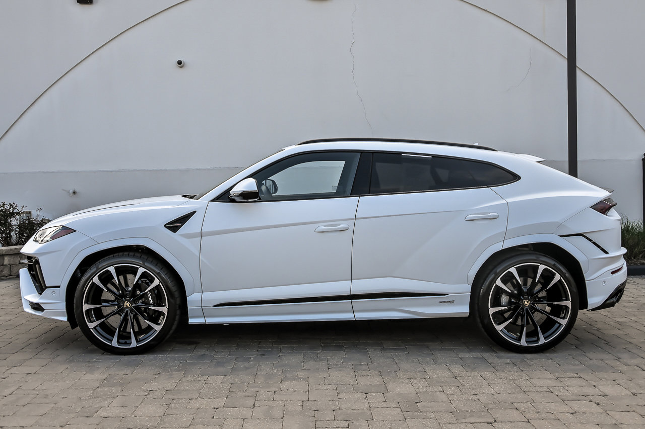 2024 Lamborghini Urus S - Photo 11