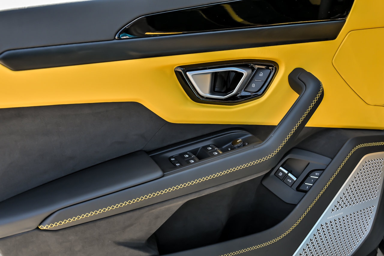 2026 Lamborghini Urus SE - Photo 16