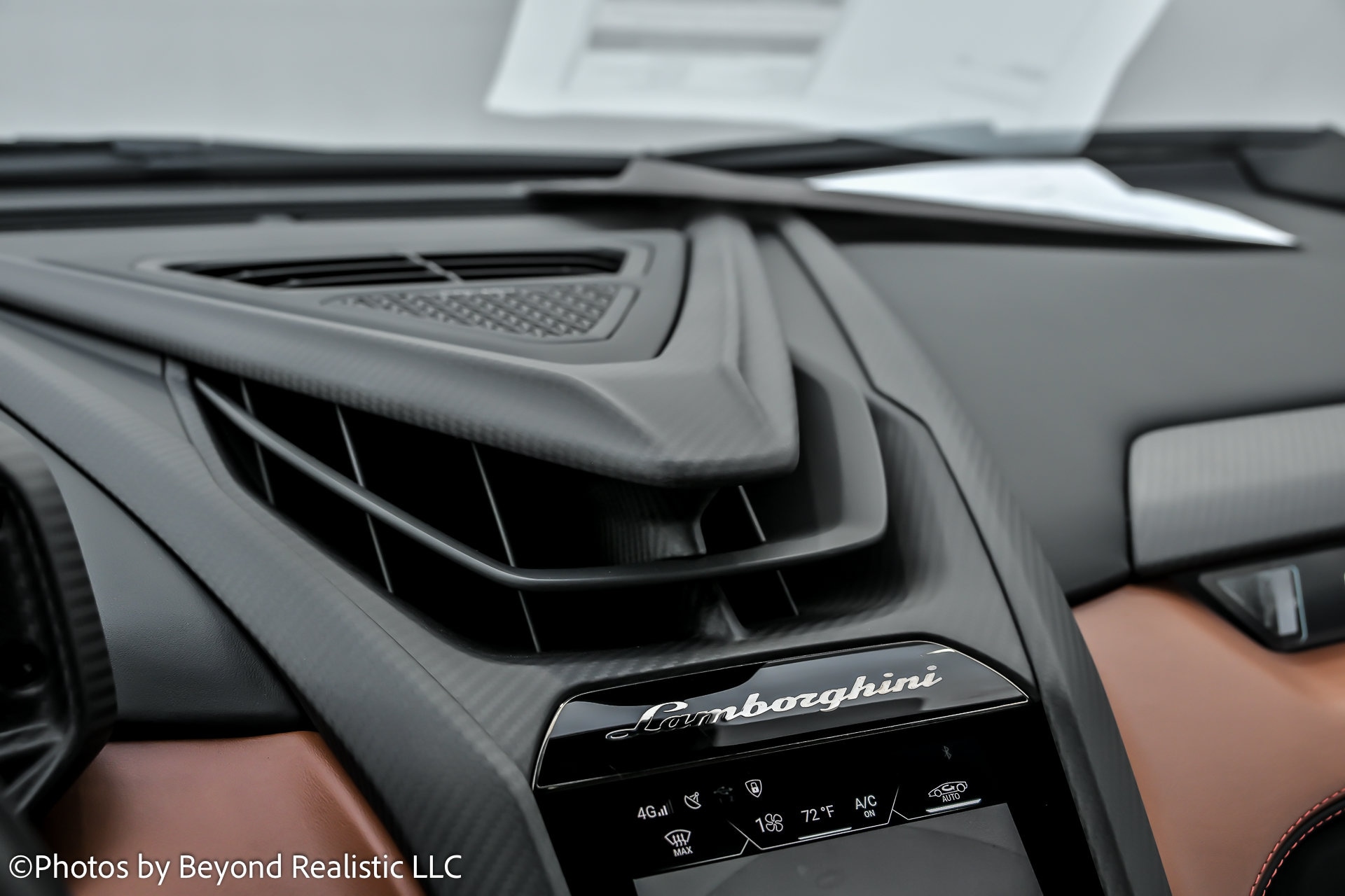2026 Lamborghini Revuelto Base - Photo 30