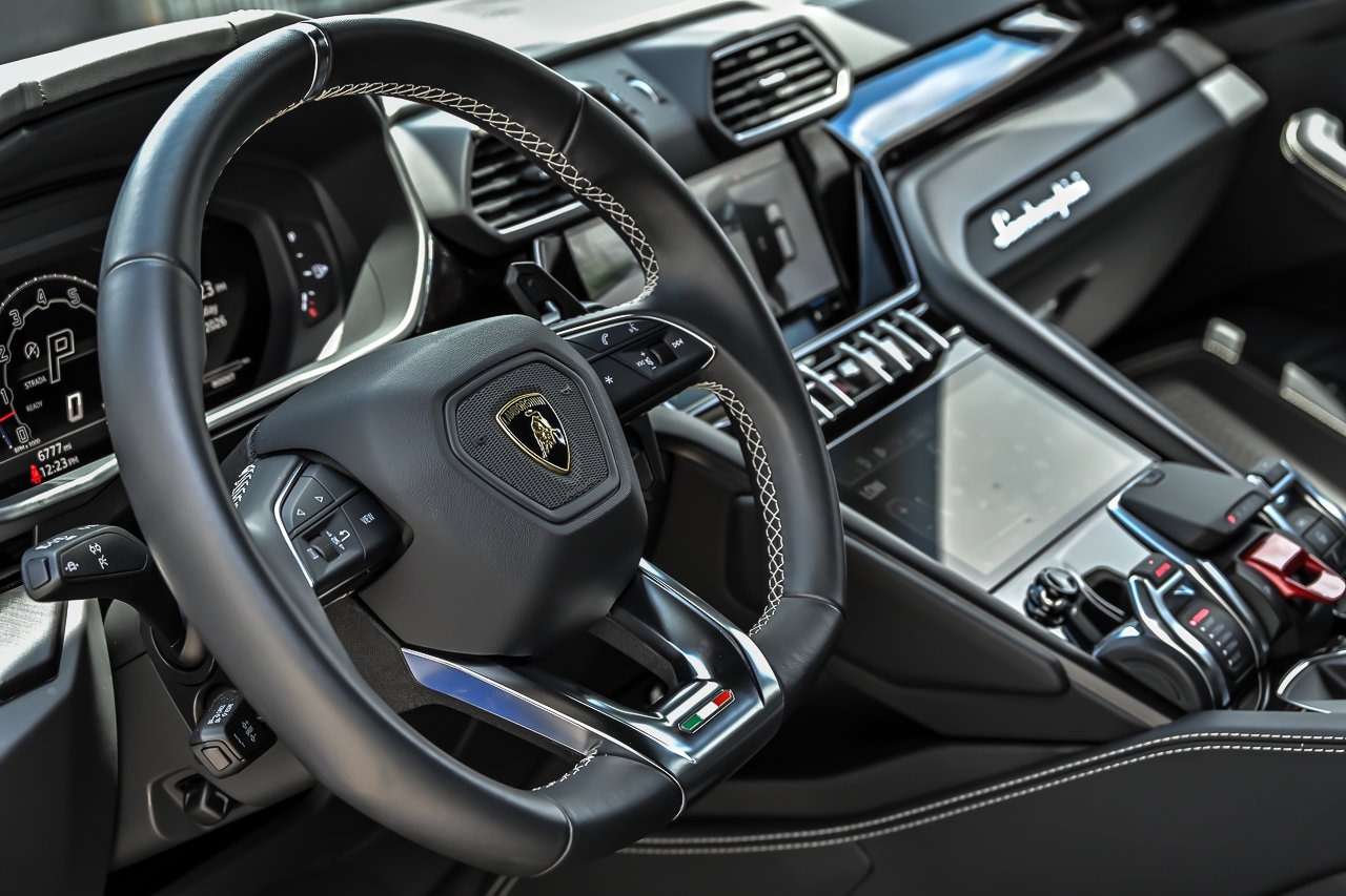 2023 Lamborghini Urus S - Photo 26