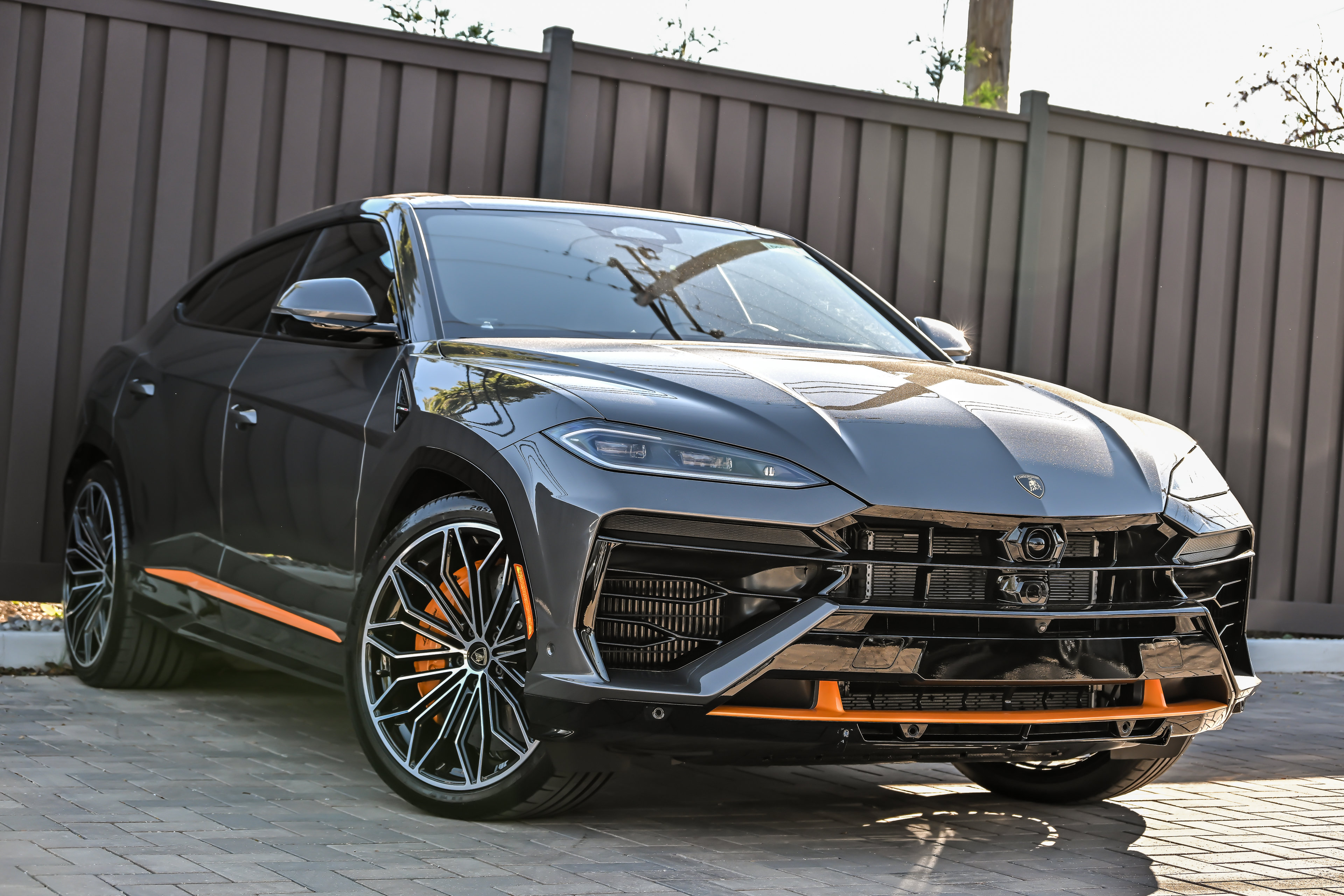 New 2026 Lamborghini Urus SE SE AWD