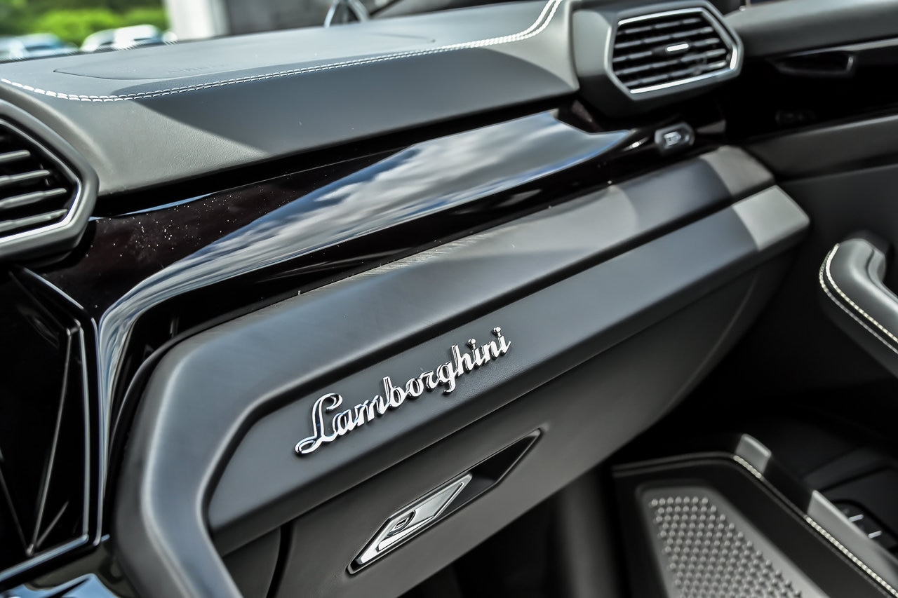 2023 Lamborghini Urus S - Photo 39