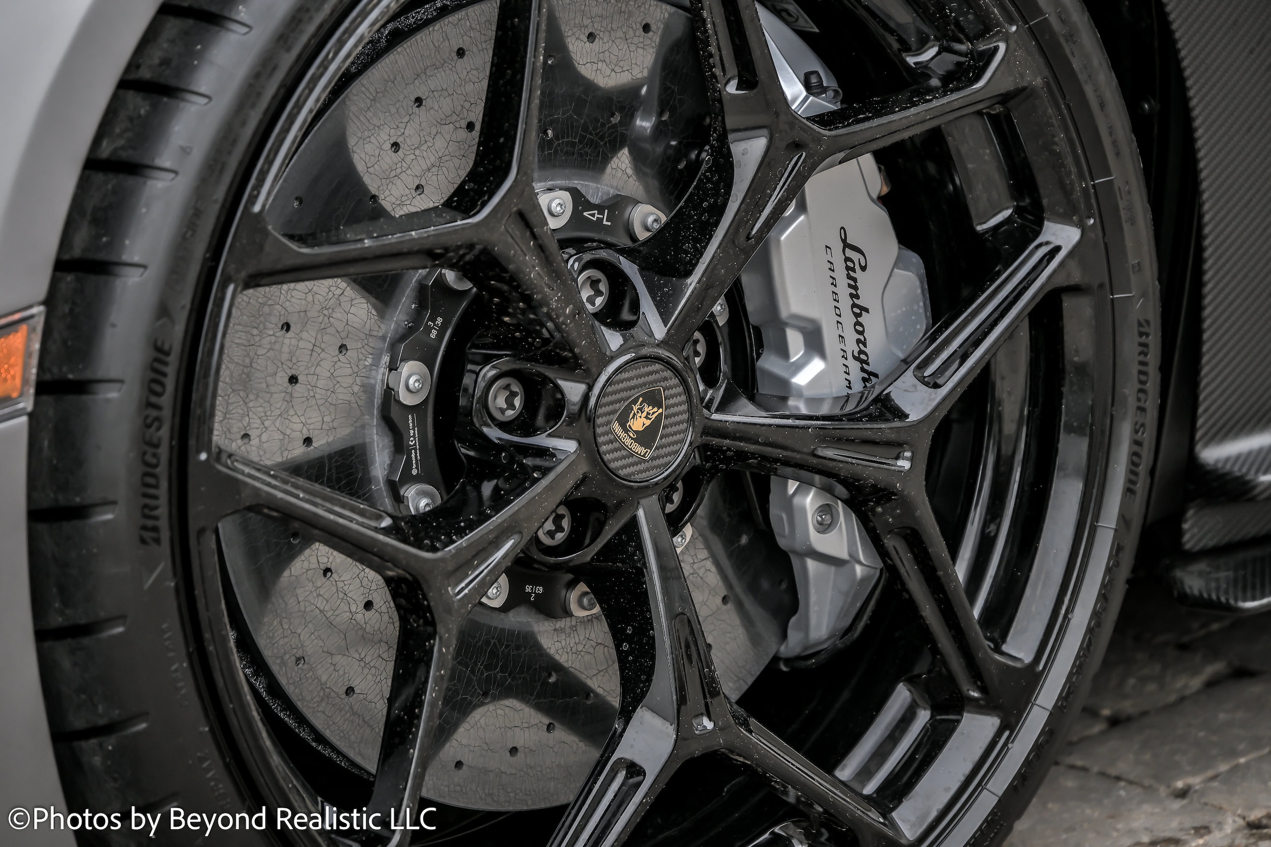 2026 Lamborghini Revuelto Base - Photo 13