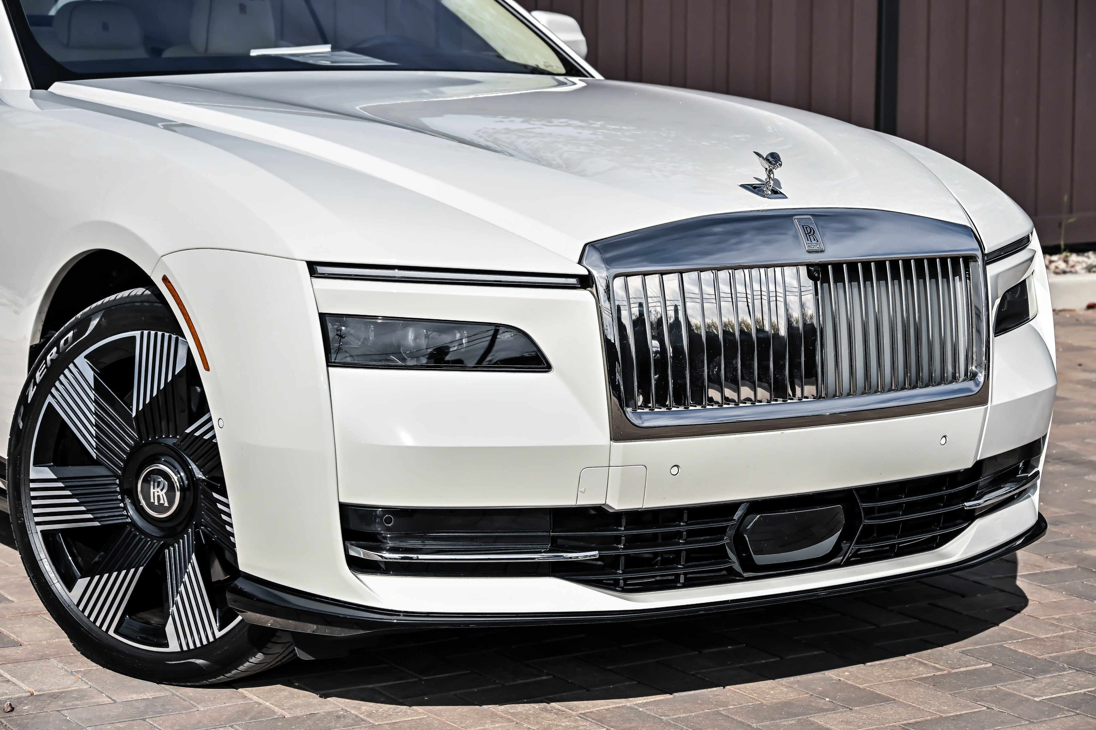 Used 2024 Rolls-Royce Spectre Base with VIN SCATK2C08RU225570 for sale in Downers Grove, IL