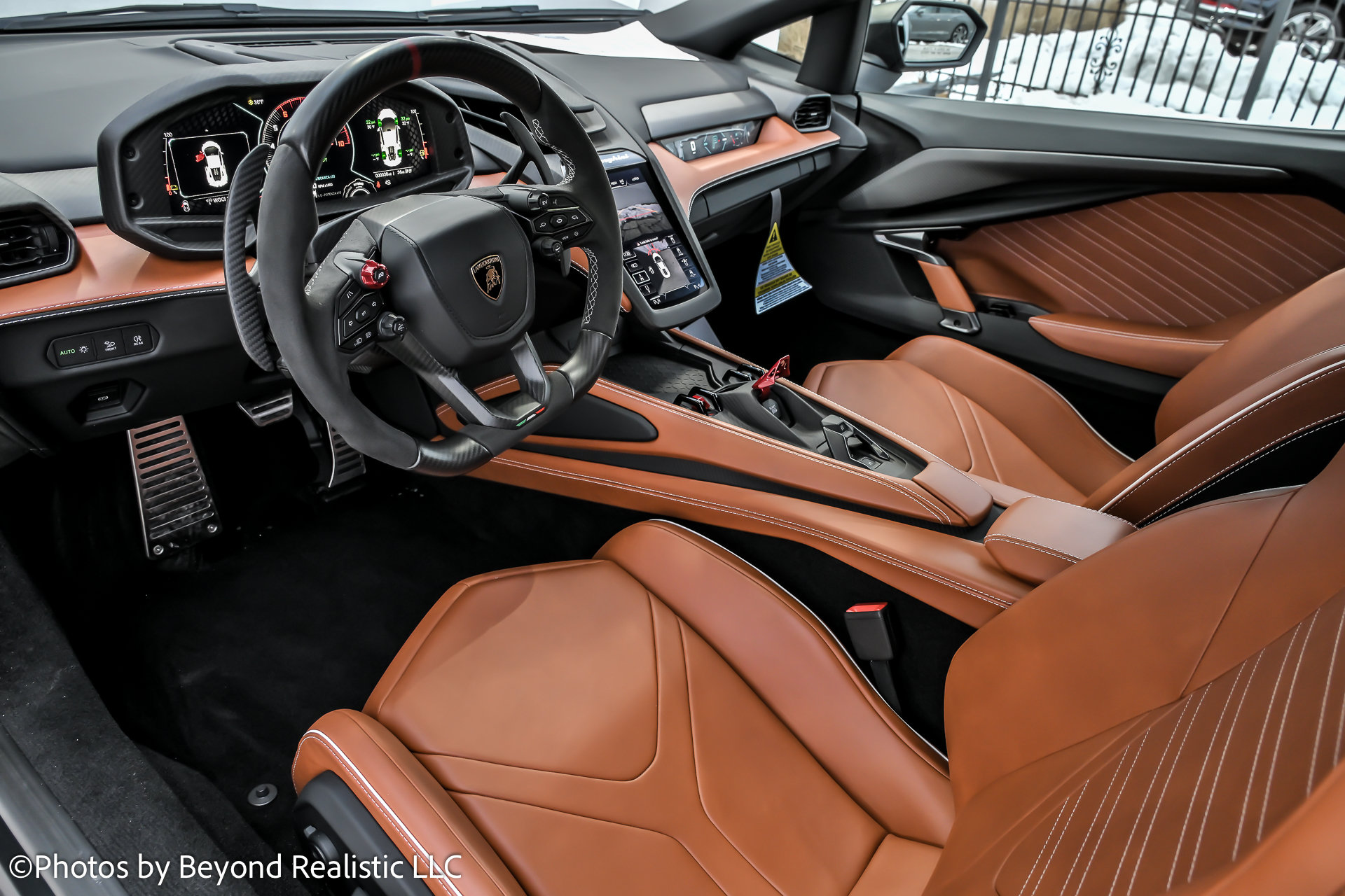 2026 Lamborghini Revuelto Base - Photo 23