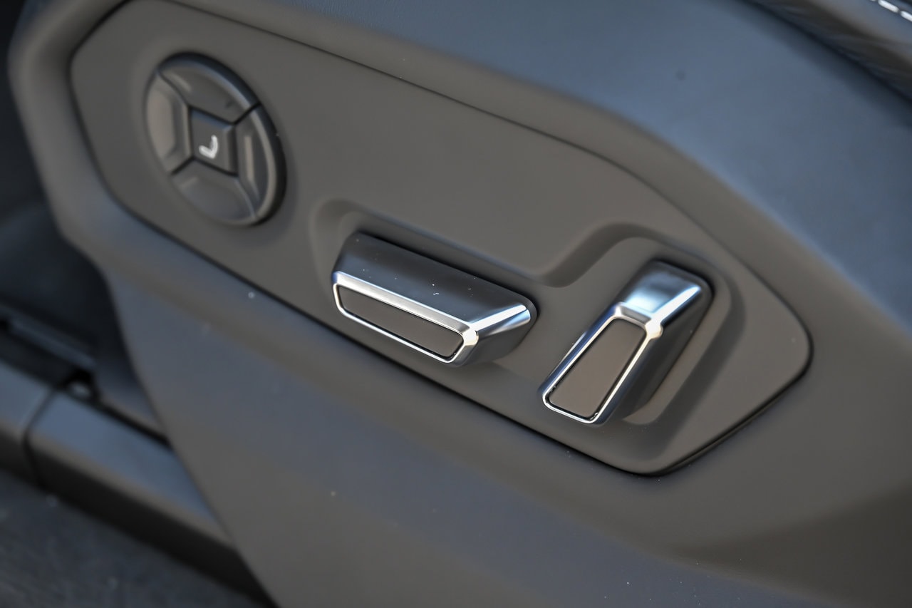 2023 Lamborghini Urus S - Photo 27