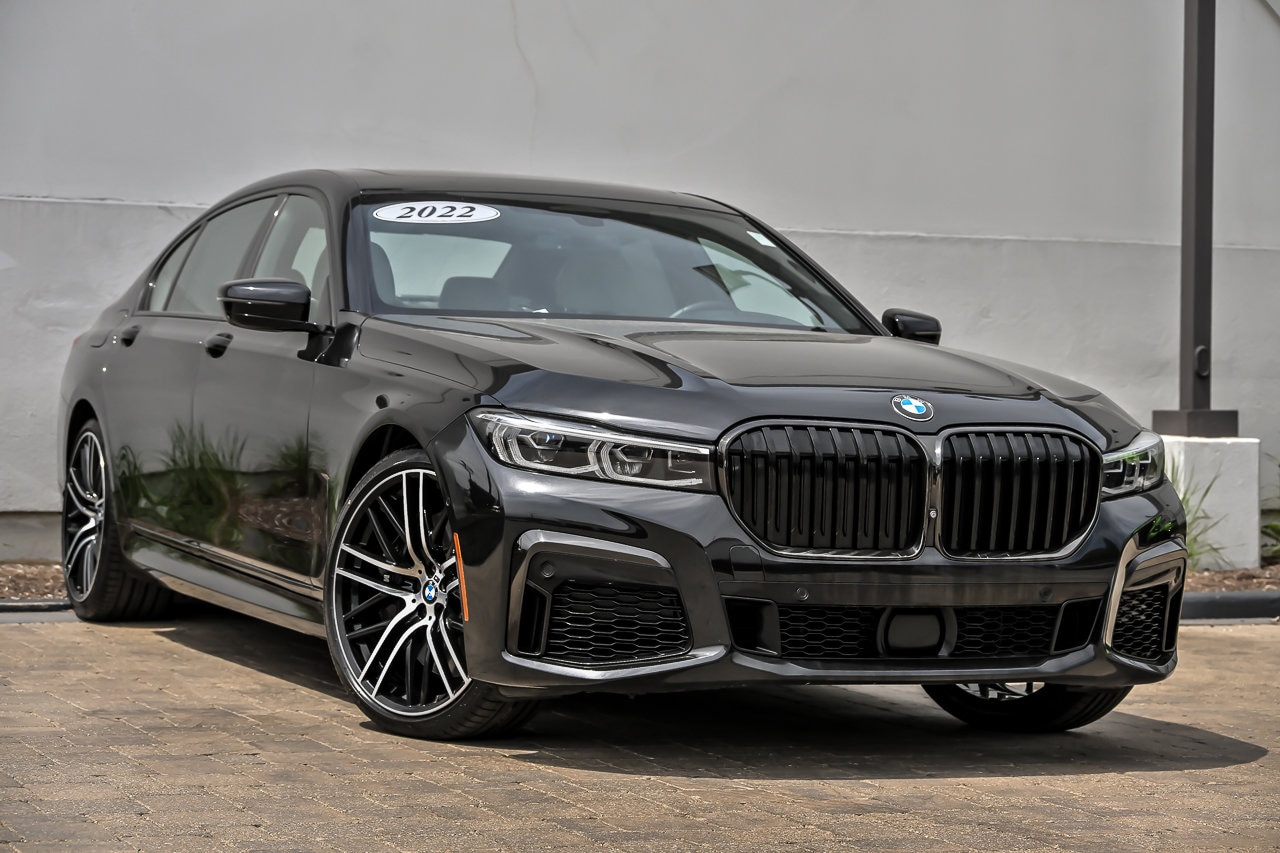 2022 BMW 7 Series 750i xDrive's photo