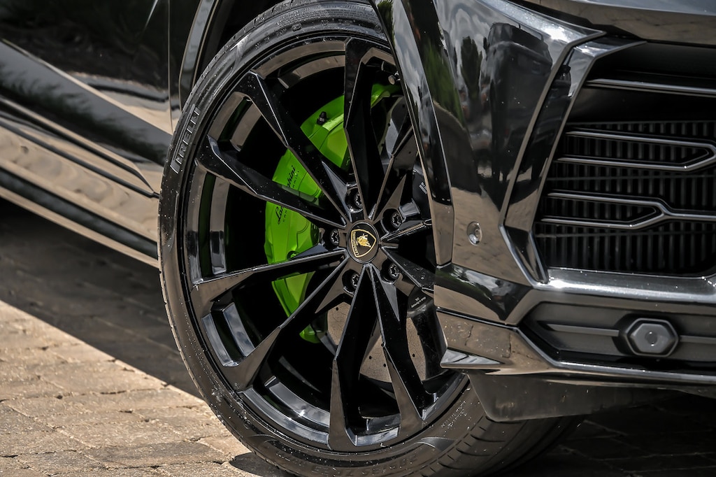 Certified 2022 Lamborghini Urus Graphite Capsule Graphite Capsule AWD