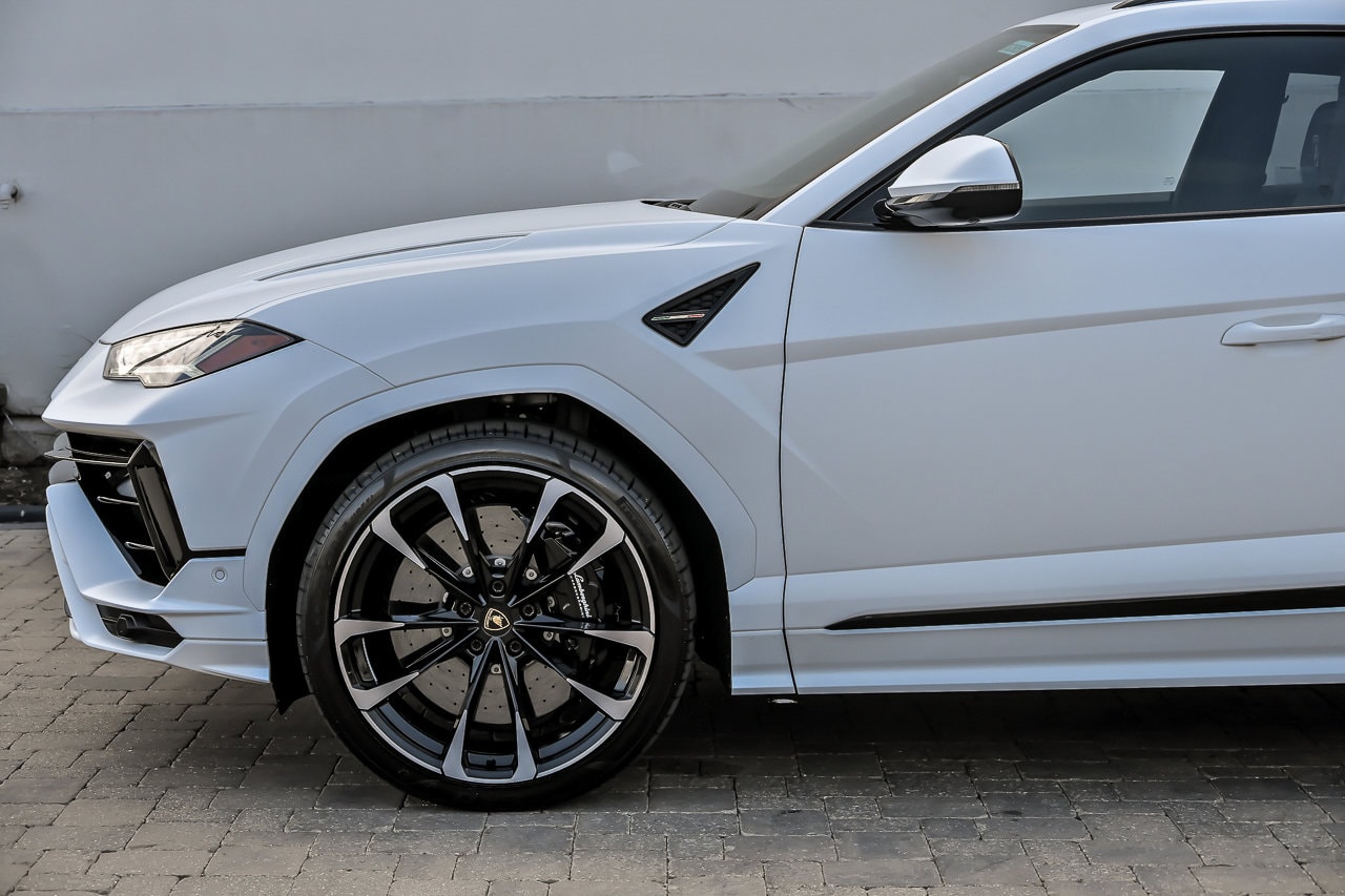 2024 Lamborghini Urus S - Photo 12