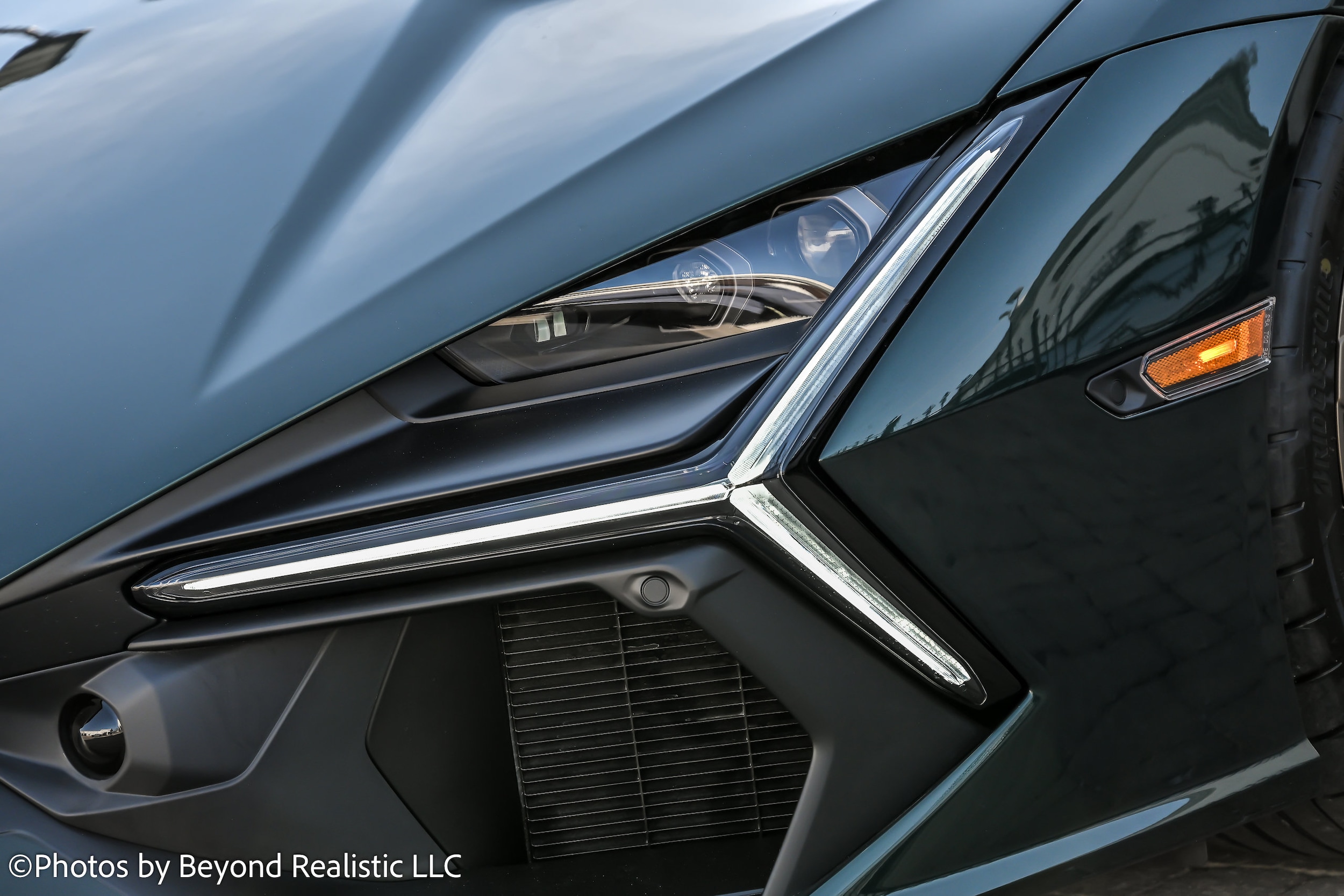 2026 Lamborghini Revuelto Base - Photo 6