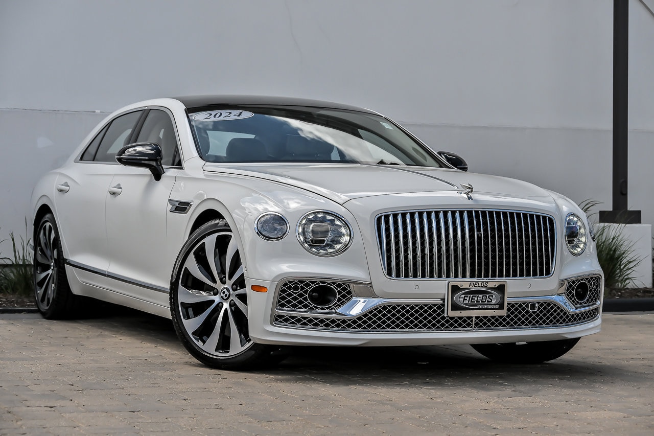 2024 Bentley Flying Spur Azure V8's photo