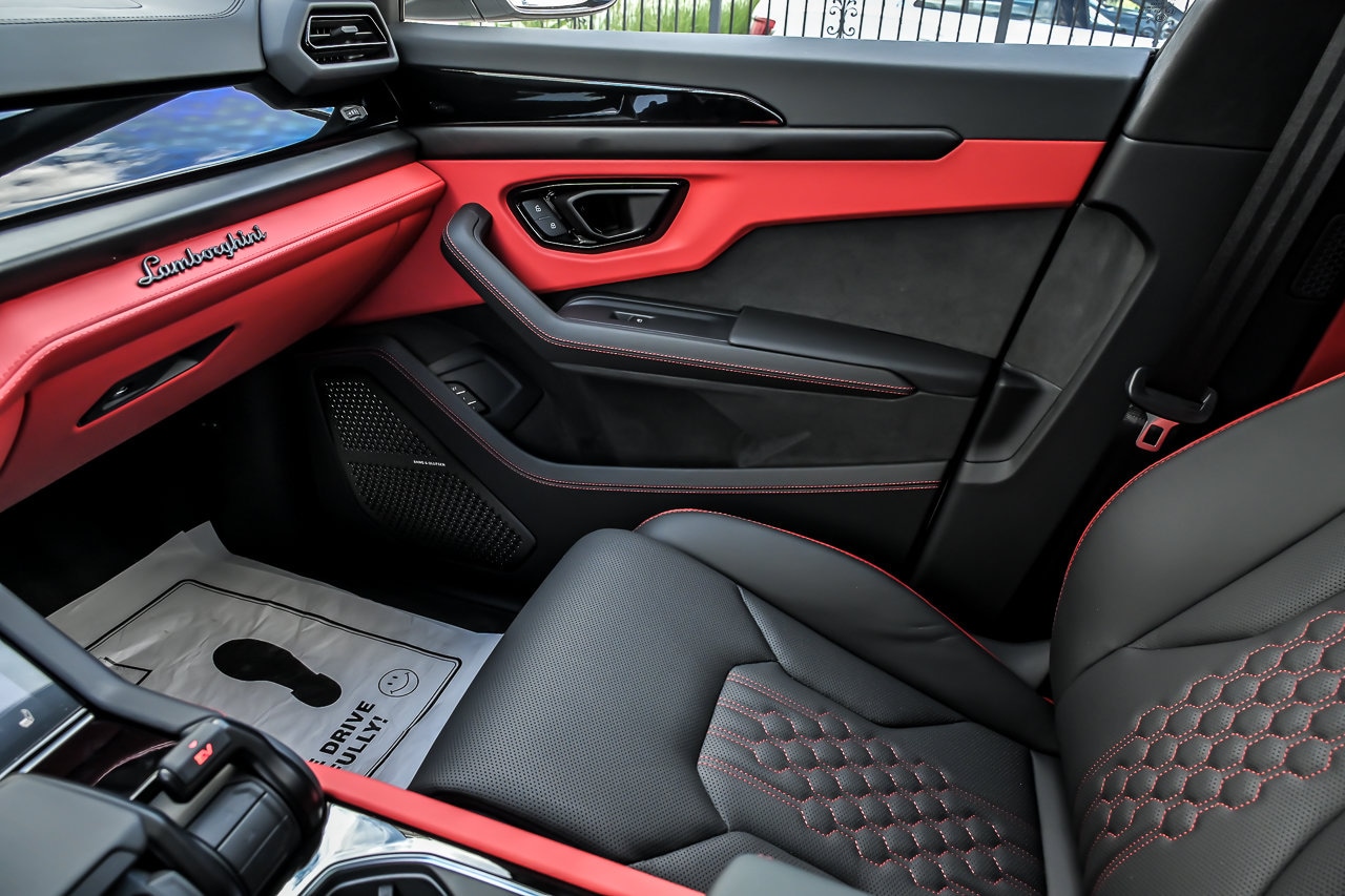 2026 Lamborghini Urus SE - Photo 41