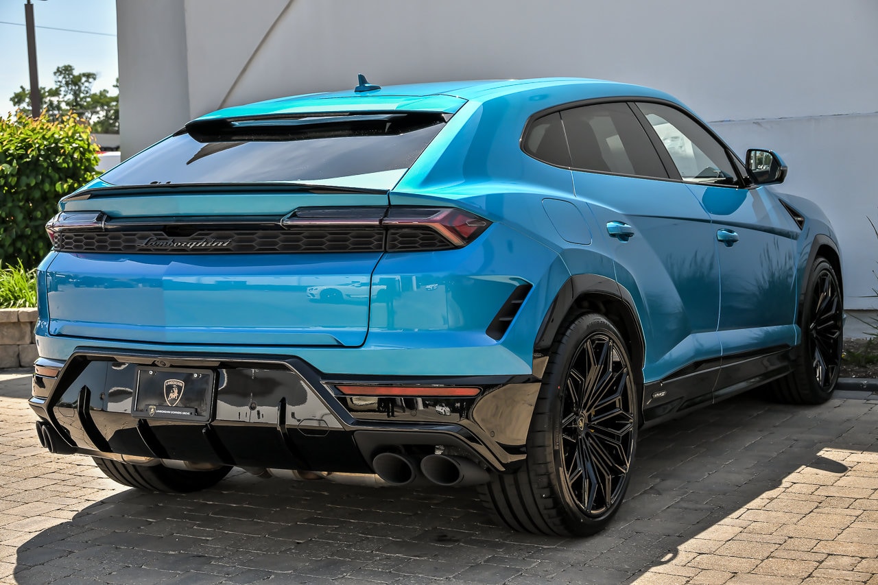 2026 Lamborghini Urus SE - Photo 12