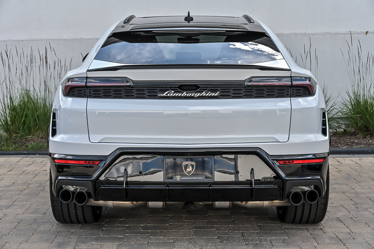 2026 Lamborghini Urus SE - Photo 12