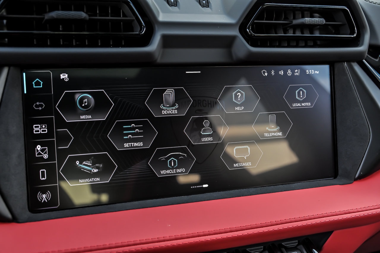 2026 Lamborghini Urus SE - Photo 36