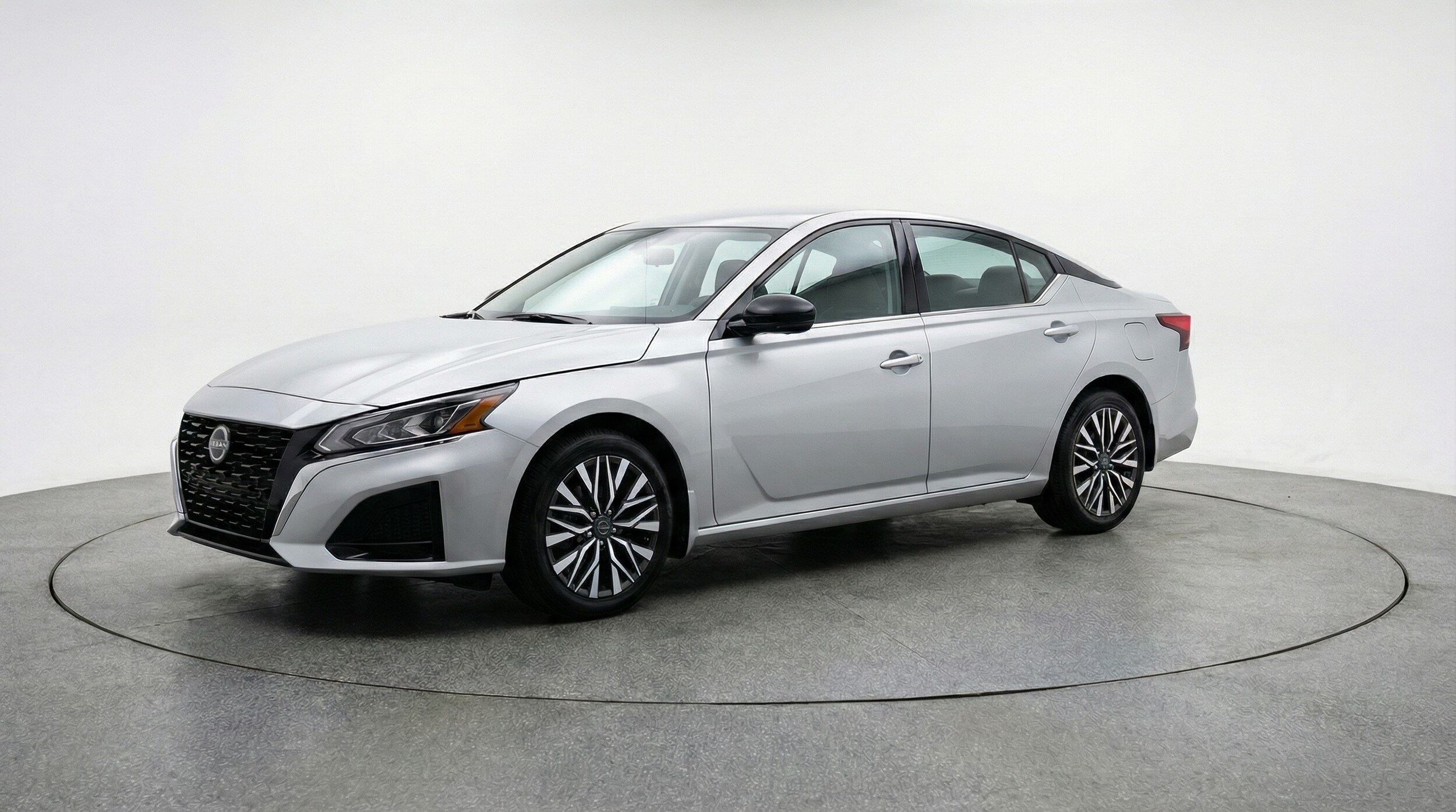 Thumbnail: 2025 Nissan Altima - 3